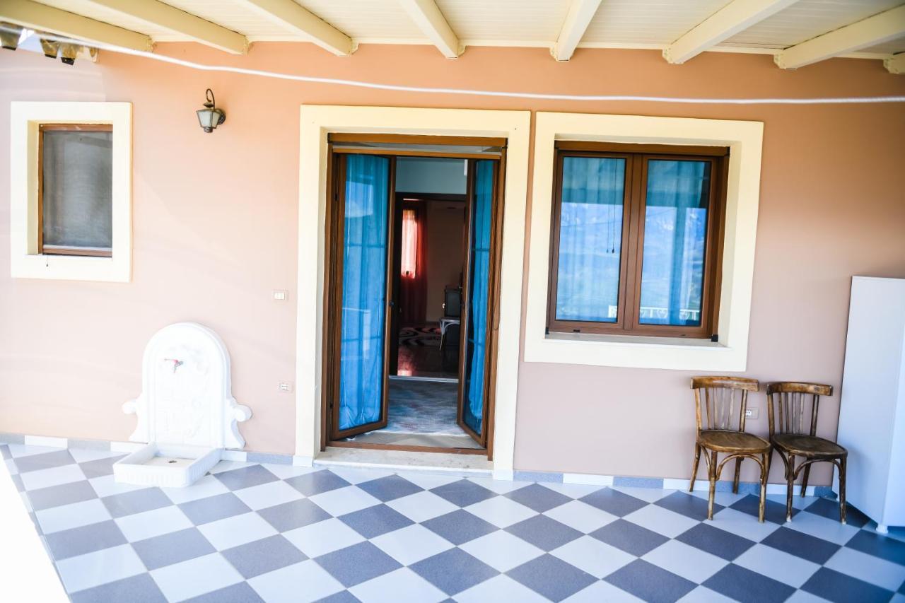 Villa Kuci, Drobonik Berat Dış mekan fotoğraf